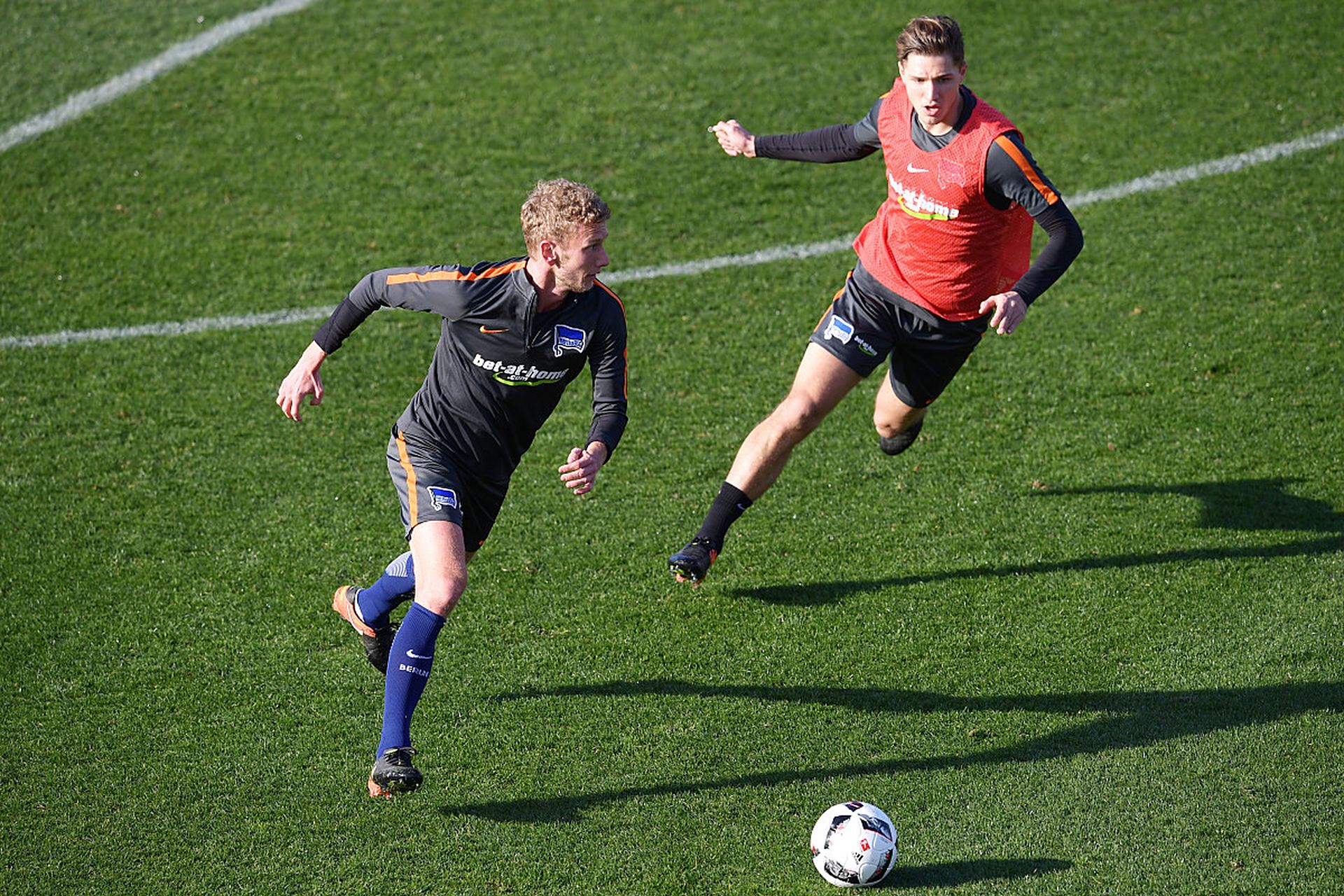 雷火电竞简介-包含奥格斯堡取得胜利，稳固联赛中游位置的词条